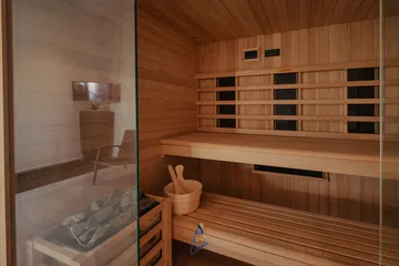 4-Bedroom Villa with Pool & Sauna in Momjan