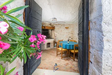 3-Bed Villa with Saltwater Pool and Sea Views in Vodnjan