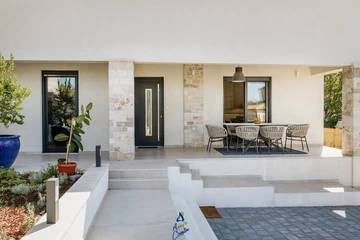 3-Bedroom Villa in Višnjan for Up to 8