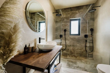 3-Bedroom Villa in Višnjan for Up to 8