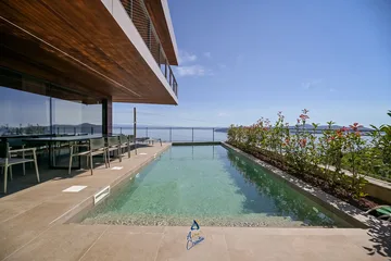 Mošćenice 5-Bedroom Villa with Heated Pool & Spa