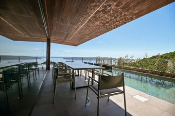 Mošćenice 5-Bedroom Villa with Heated Pool & Spa