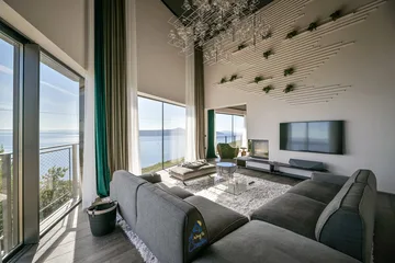 Mošćenice 5-Bedroom Villa with Heated Pool & Spa