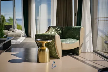 Mošćenice 5-Bedroom Villa with Heated Pool & Spa