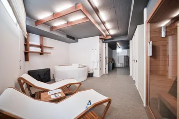 Mošćenice 5-Bedroom Villa with Heated Pool & Spa