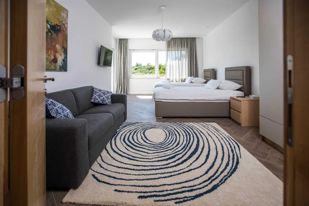 Orašac Villa with Heated Pool for Up to 10 Guests