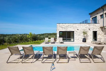 5-Bedroom Villa in Bale, Croatia for 10 Guests