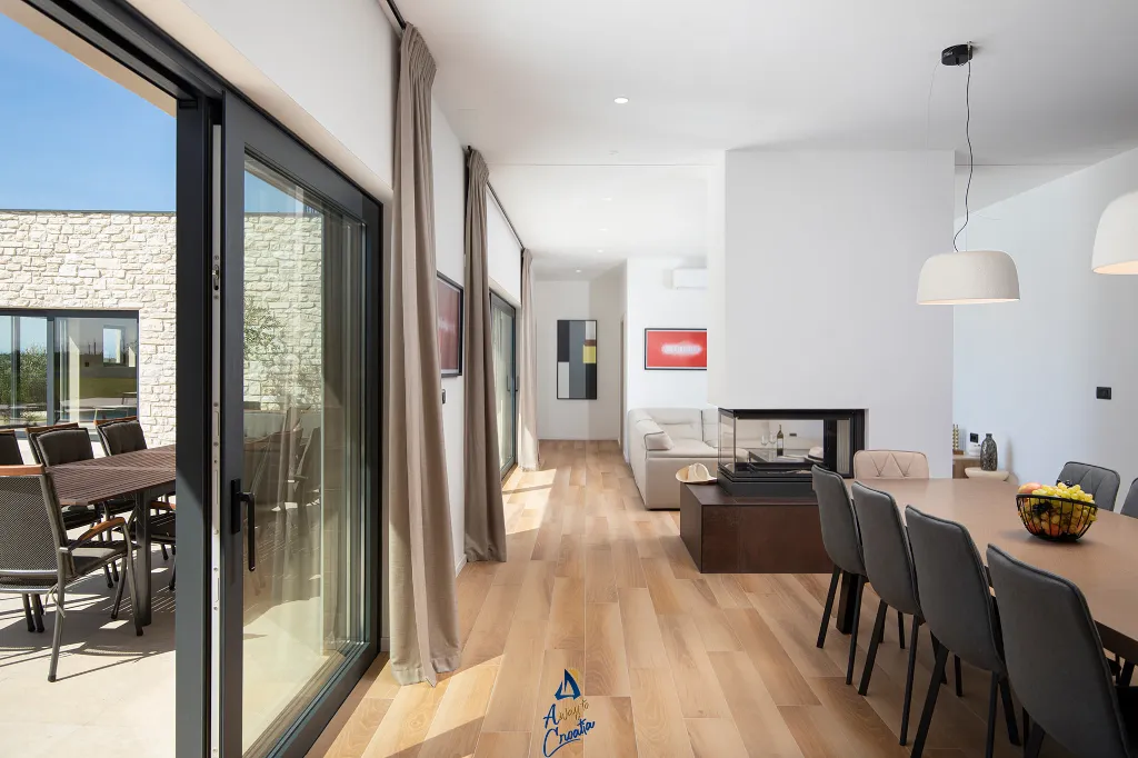 5-Bedroom Villa in Bale, Croatia for 10 Guests