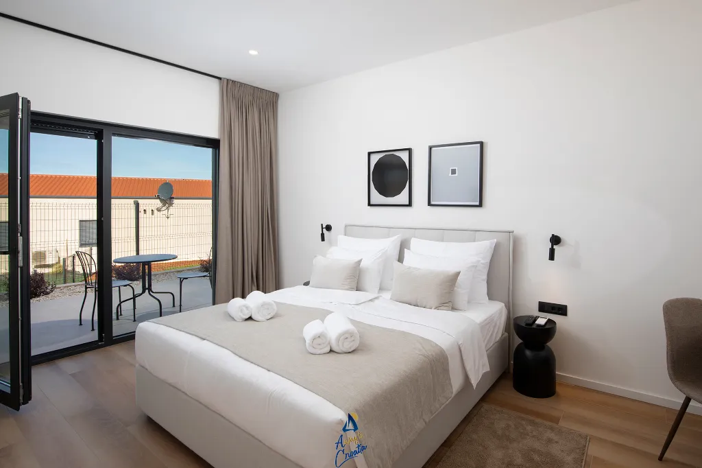 5-Bedroom Villa in Bale, Croatia for 10 Guests