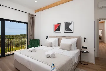 5-Bedroom Villa in Bale, Croatia for 10 Guests