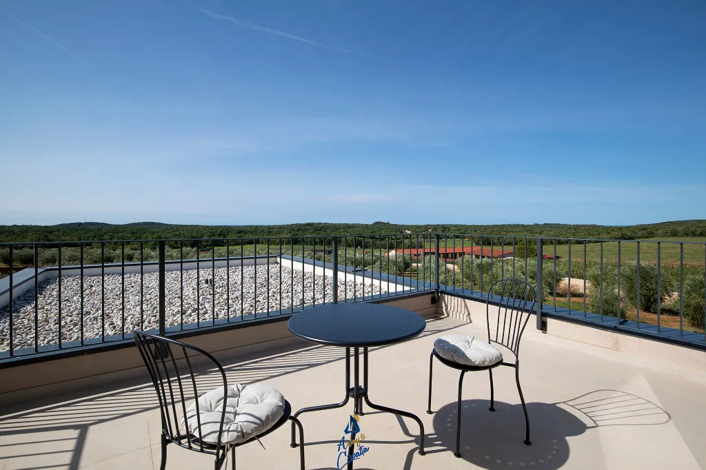 5-Bedroom Villa in Bale, Croatia for 10 Guests