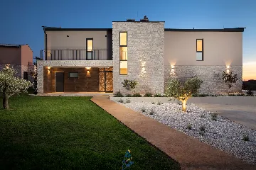 5-Bedroom Villa in Bale, Croatia for 10 Guests