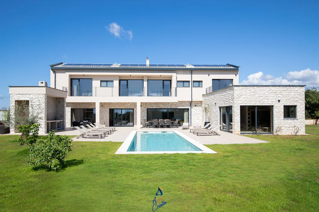 Modern 5-Bedroom Villa in Bale, Croatia (Up to 10)