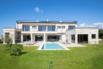 Modern 5-Bedroom Villa in Bale, Croatia (Up to 10)