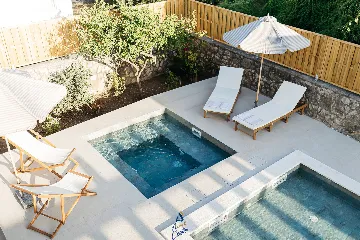 Private-Pool 4-Bedroom Villa for 8 in Murter