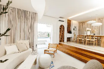 Private-Pool 4-Bedroom Villa for 8 in Murter