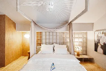 Private-Pool 4-Bedroom Villa for 8 in Murter