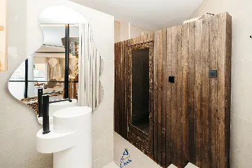 Private-Pool 4-Bedroom Villa for 8 in Murter