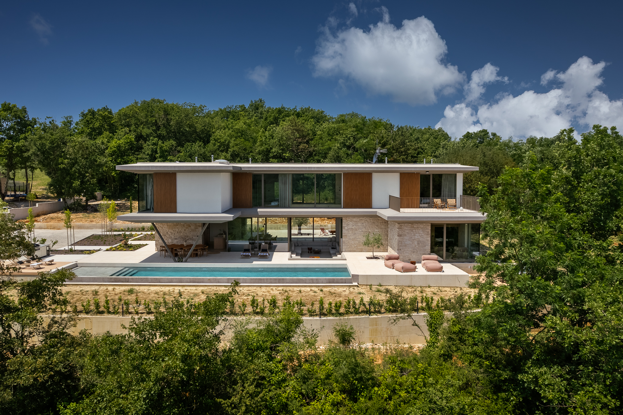 Villa with heated pool, sauna, playground, billiards and absolute privacy for 14 guests in Istria