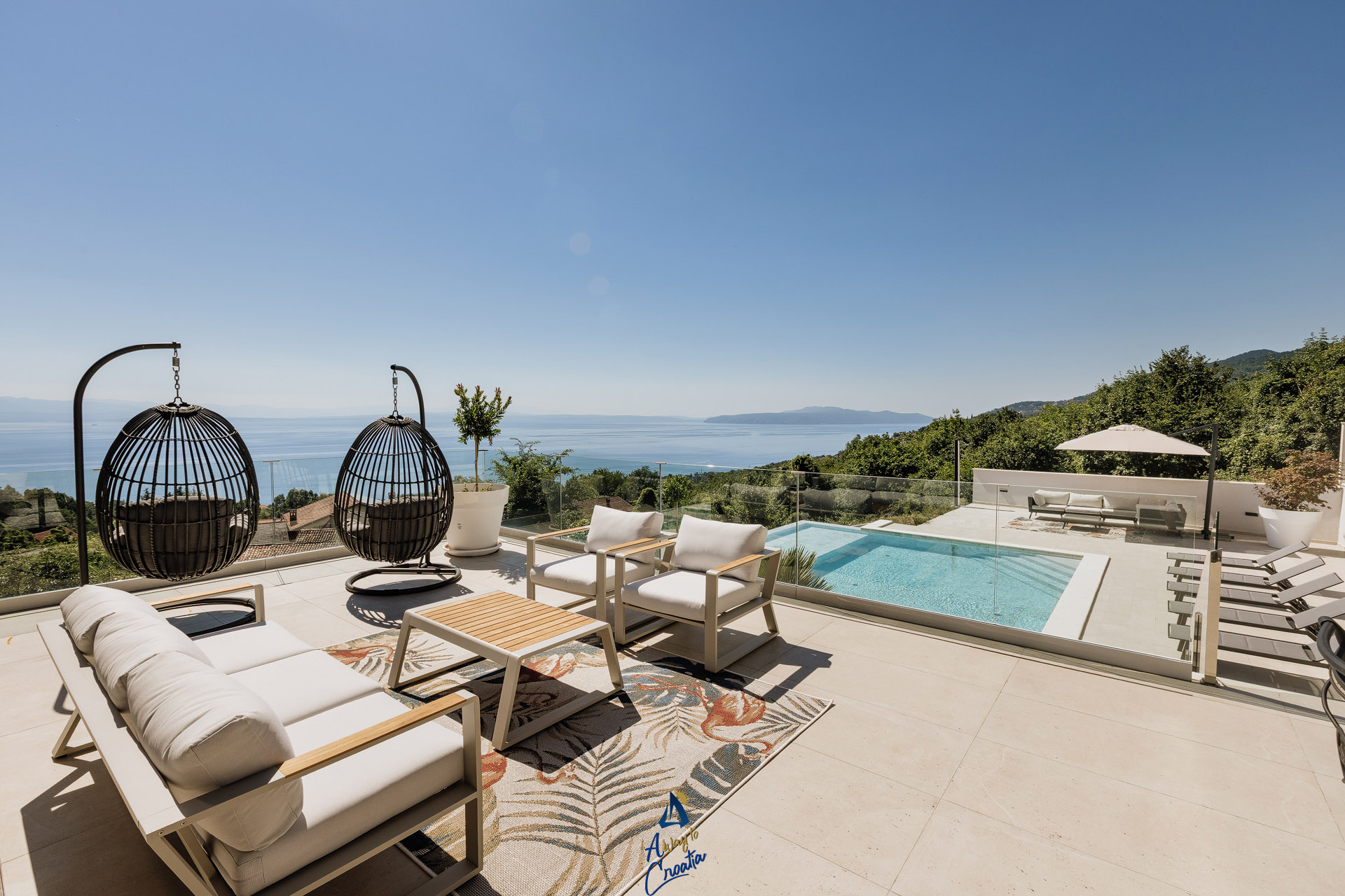 Image of Luxury Villa for 14 with 2 Pools, Sauna & Sea View