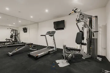 4-Bedroom Villa with Pool & Jacuzzi in Brnobići