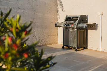 4-Bedroom Villa with Pool & Jacuzzi in Brnobići