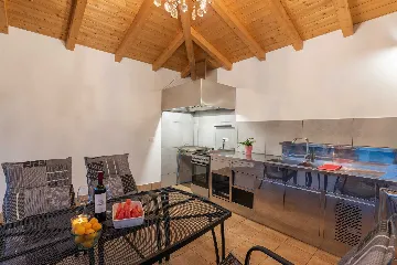 Villa in Buroli with Pool, Sauna and Outdoor Kitchen