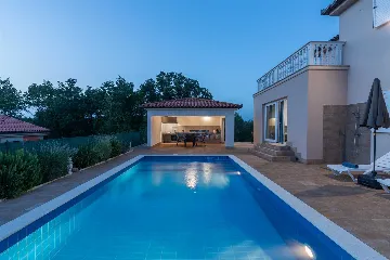 Villa in Buroli with Pool, Sauna and Outdoor Kitchen