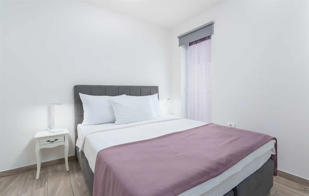Villa in Buroli with Pool, Sauna and Outdoor Kitchen