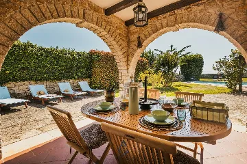 Sv. Lovreč 3-Bedroom Villa with Pool and Garden