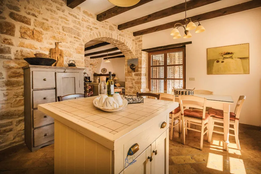 Sv. Lovreč 3-Bedroom Villa with Pool and Garden
