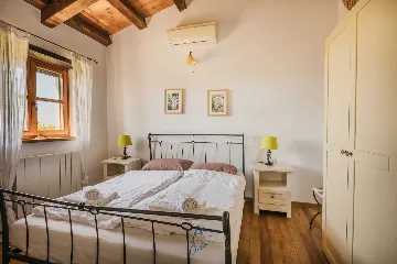 Sv. Lovreč 3-Bedroom Villa with Pool and Garden