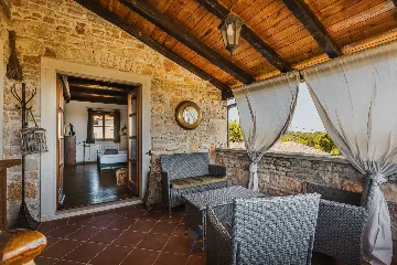 Sv. Lovreč 3-Bedroom Villa with Pool and Garden