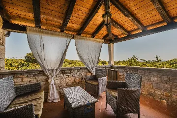 Sv. Lovreč 3-Bedroom Villa with Pool and Garden