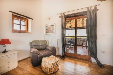 Sv. Lovreč 3-Bedroom Villa with Pool and Garden