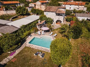 Sv. Lovreč 3-Bedroom Villa with Pool and Garden