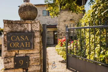 Sv. Lovreč 3-Bedroom Villa with Pool and Garden