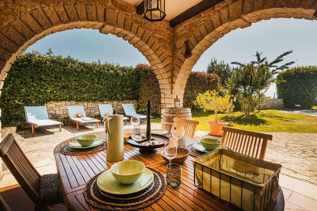 Sv. Lovreč 3-Bedroom Villa with Pool and Garden