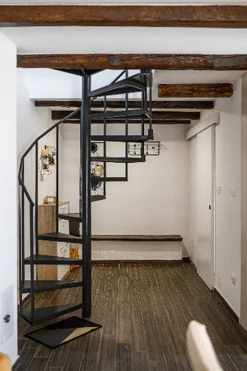 Villa with Pool in Muntrilj