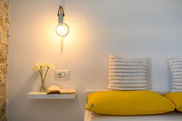 Villa with Pool in Muntrilj