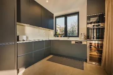 4-Bedroom Villa in Brnobići for 8 Guests
