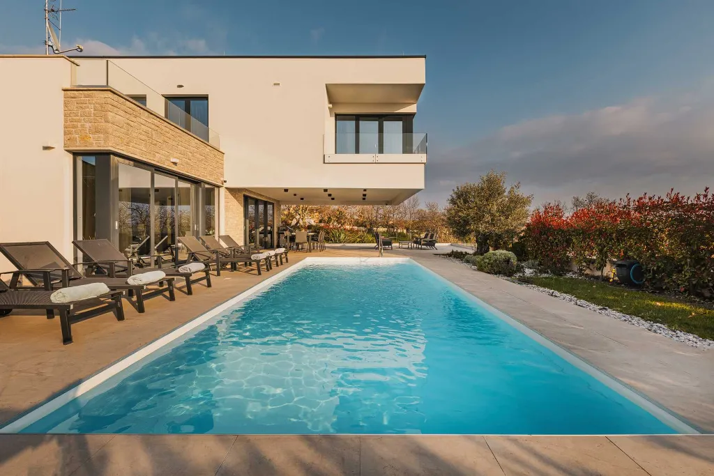 4-Bedroom Villa in Brnobići for 8 Guests