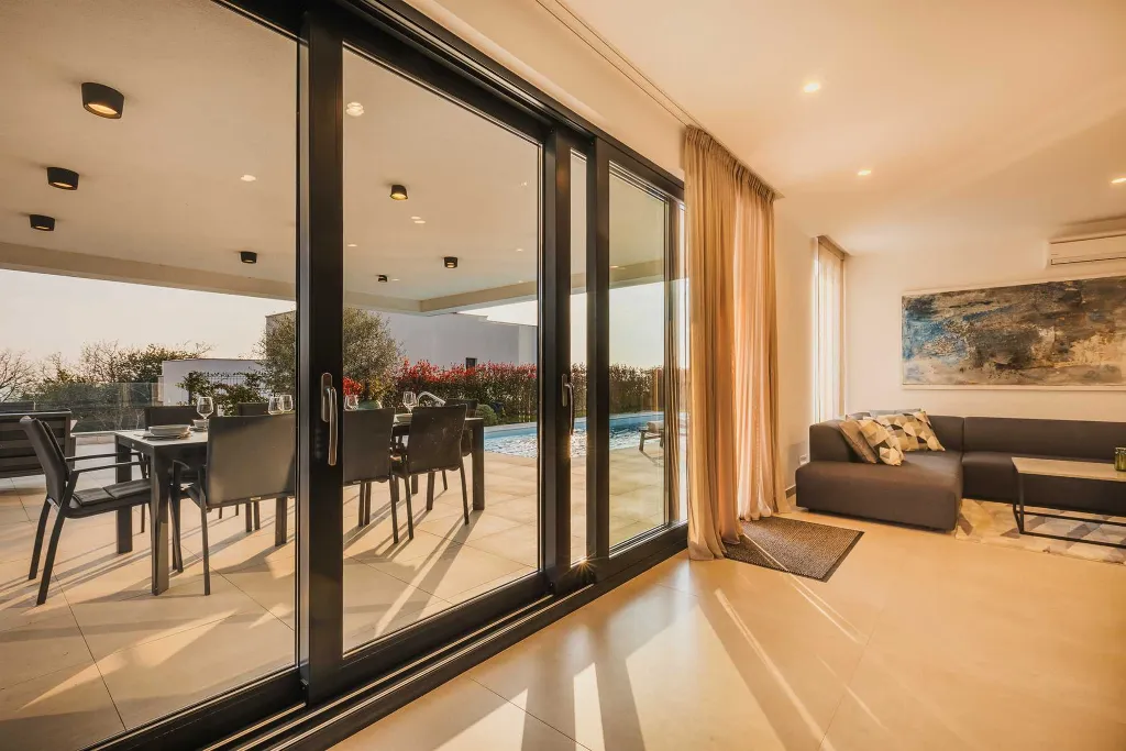 4-Bedroom Villa in Brnobići for 8 Guests