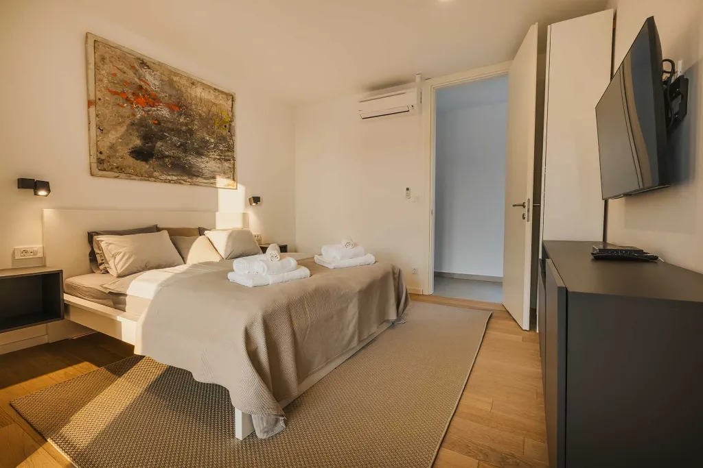 4-Bedroom Villa in Brnobići for 8 Guests