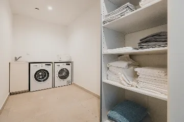 4-Bedroom Villa in Brnobići for 8 Guests