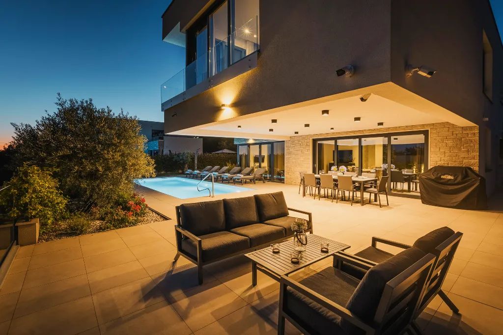 4-Bedroom Villa in Brnobići for 8 Guests