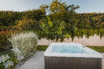 4-Bedroom Villa in Brnobići for 8 Guests