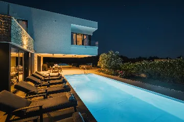 4-Bedroom Villa in Brnobići for 8 Guests