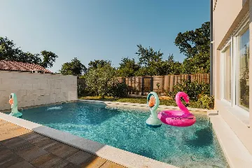 4-Bedroom Villa with Pool in Krnica for 8 Guests