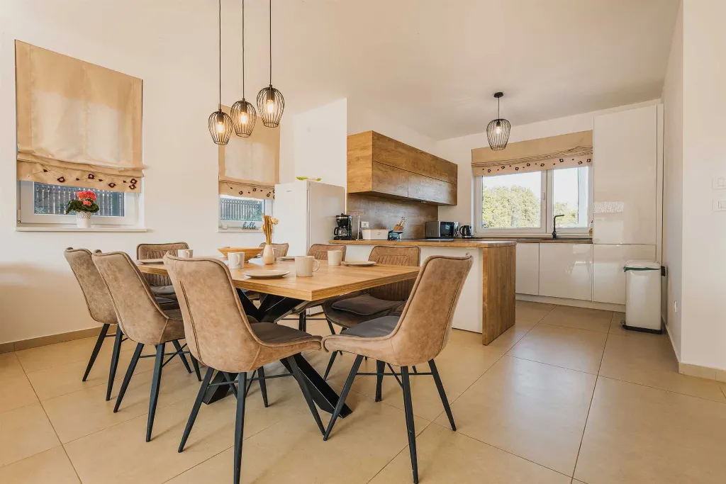 4-Bedroom Villa with Pool in Krnica for 8 Guests